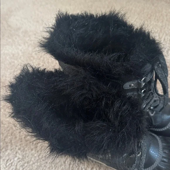 SOREL Tofino II Faux Fur Lined Waterproof Boot Womens Size 7 - Picture 4 of 11